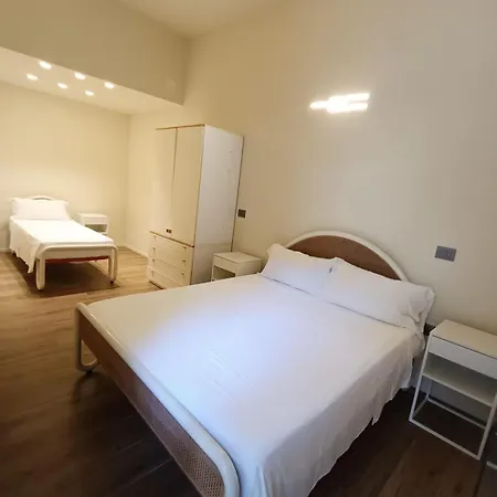 Riviera Near The + Parking Apartman *