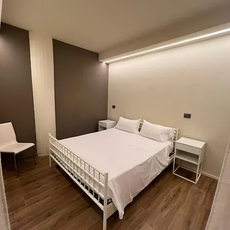 Riviera Near The + Parking Apartman *